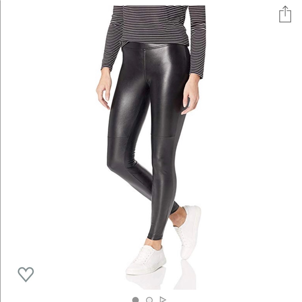 Hue Leather leggings